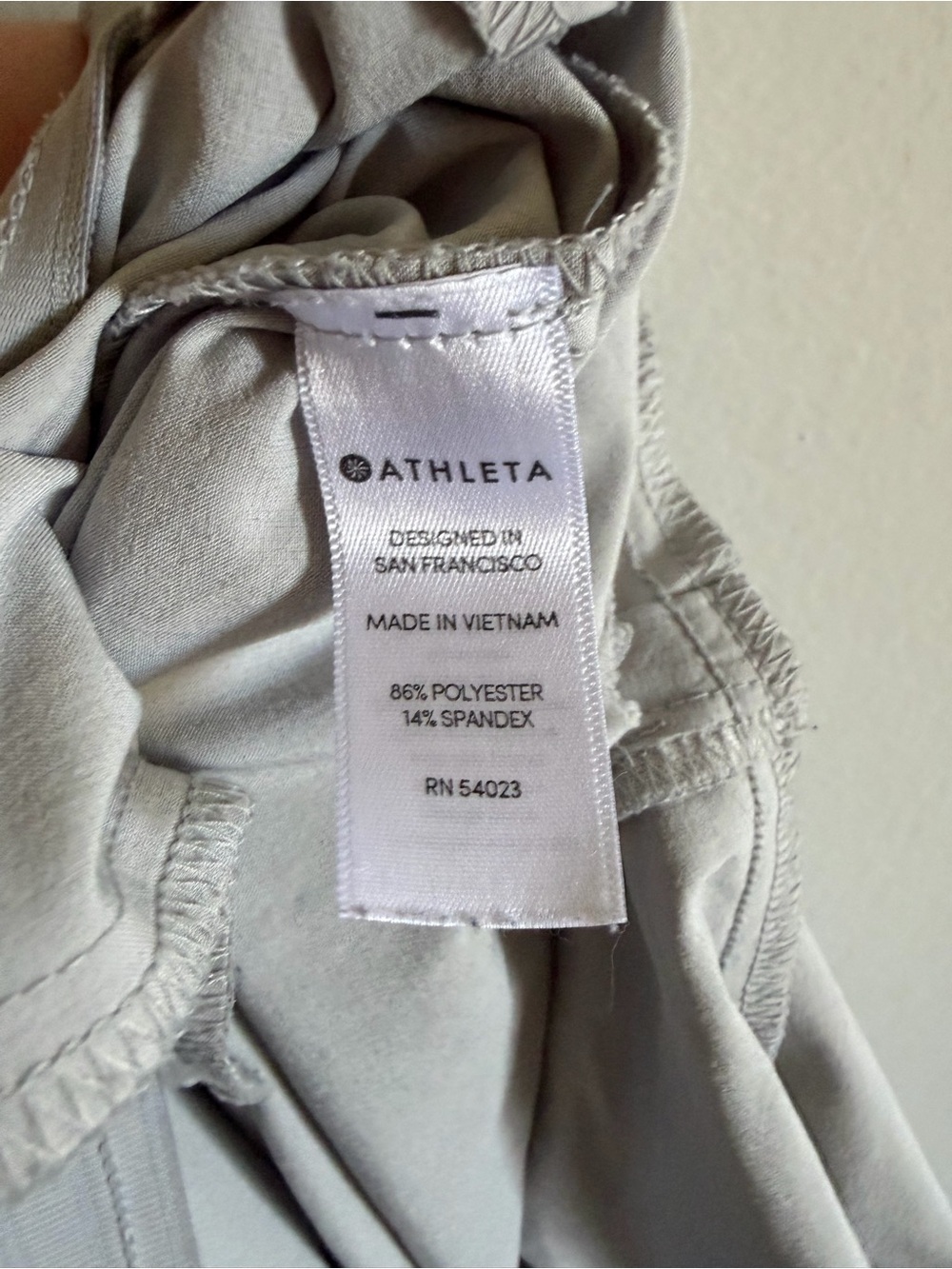 Athleta Tribeca Crop Pant Tern Gray Commuting Stretch Comfort Travel size 8 EUC - Picture 10 of 13